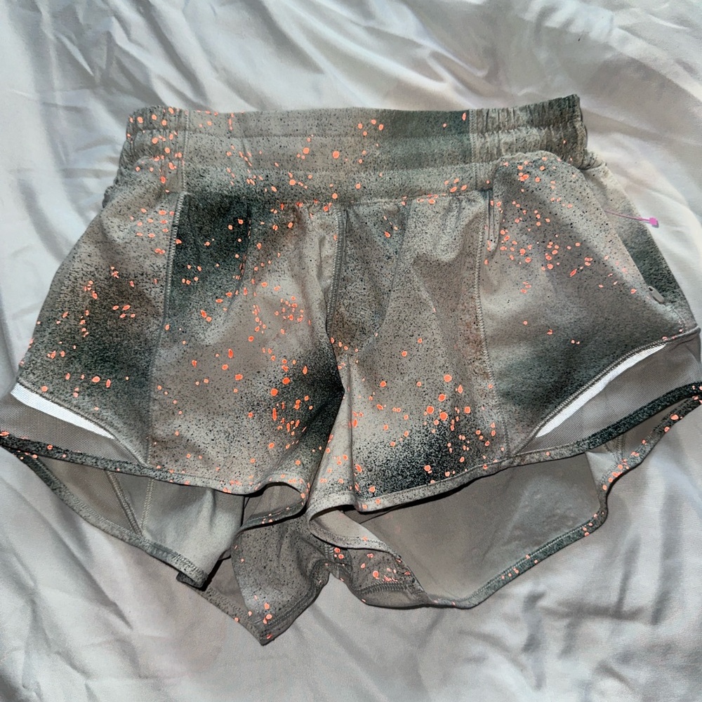 Lululemon Special Edition Hotty Hots